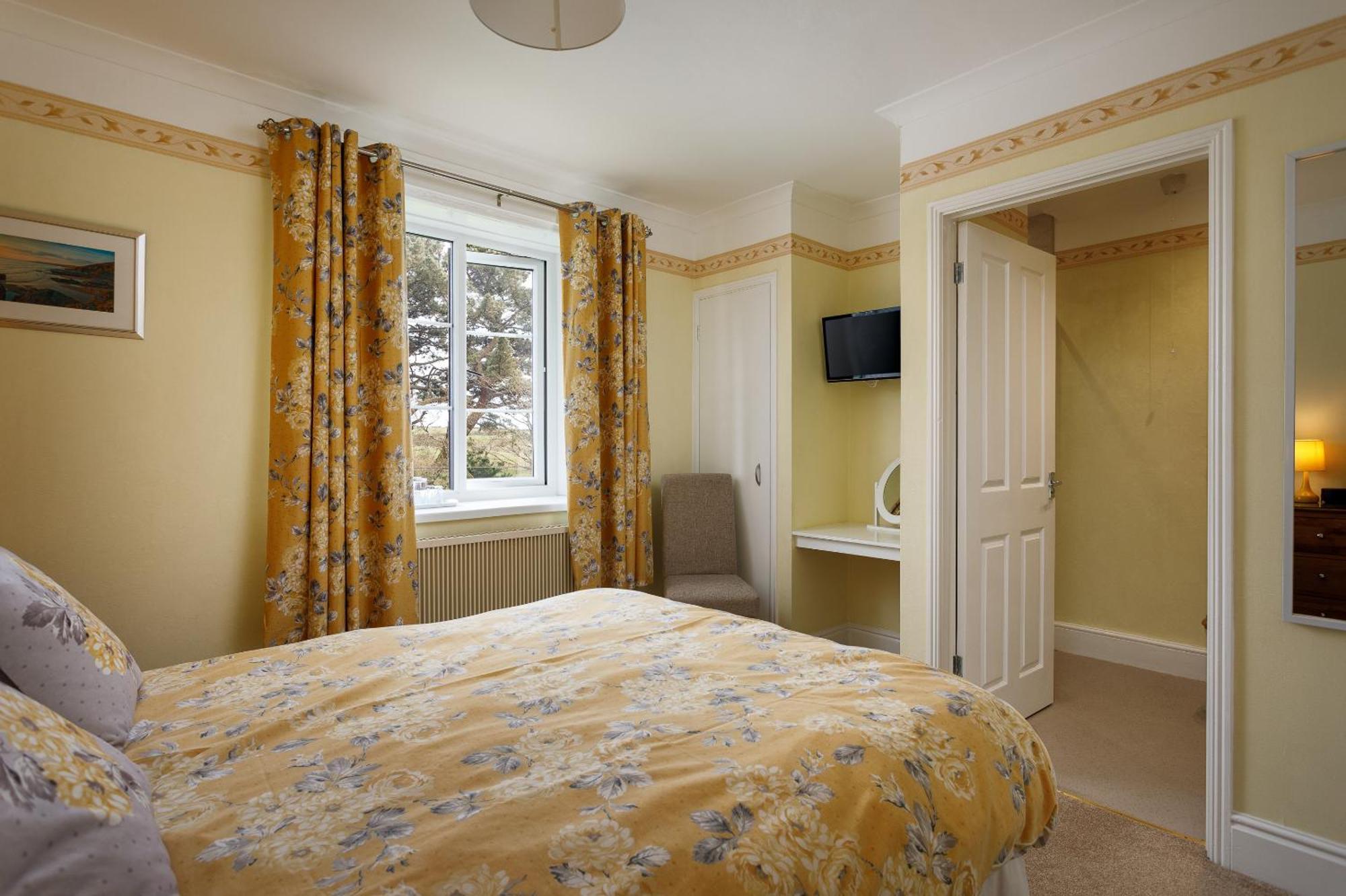 Bed and Breakfast Bucklawren Farm Лу Экстерьер фото