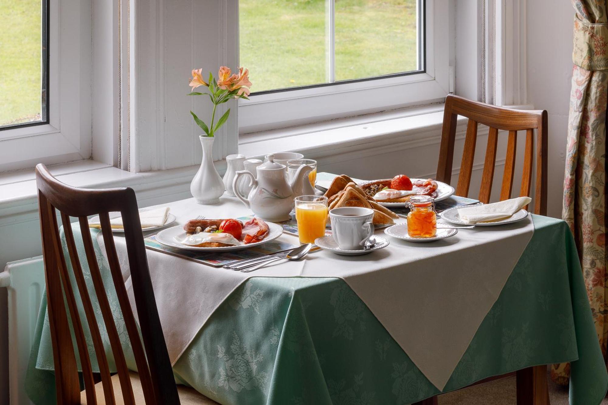 Bed and Breakfast Bucklawren Farm Лу Экстерьер фото