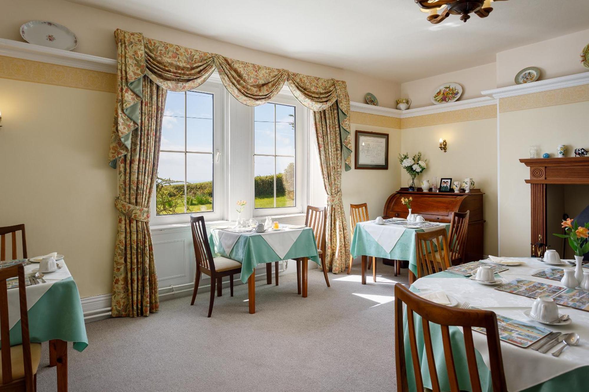 Bed and Breakfast Bucklawren Farm Лу Экстерьер фото