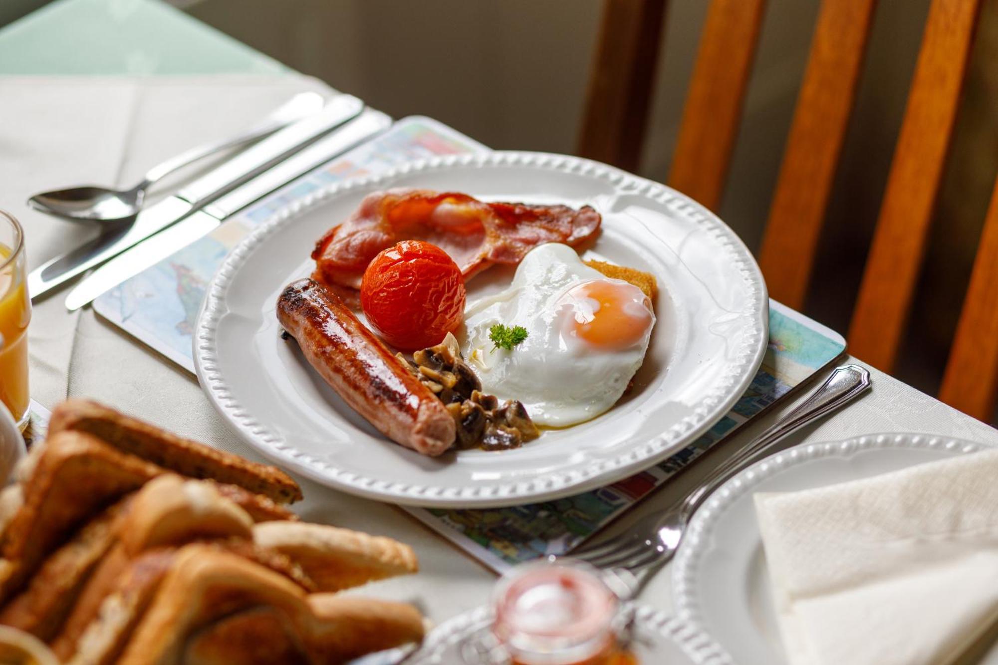 Bed and Breakfast Bucklawren Farm Лу Экстерьер фото