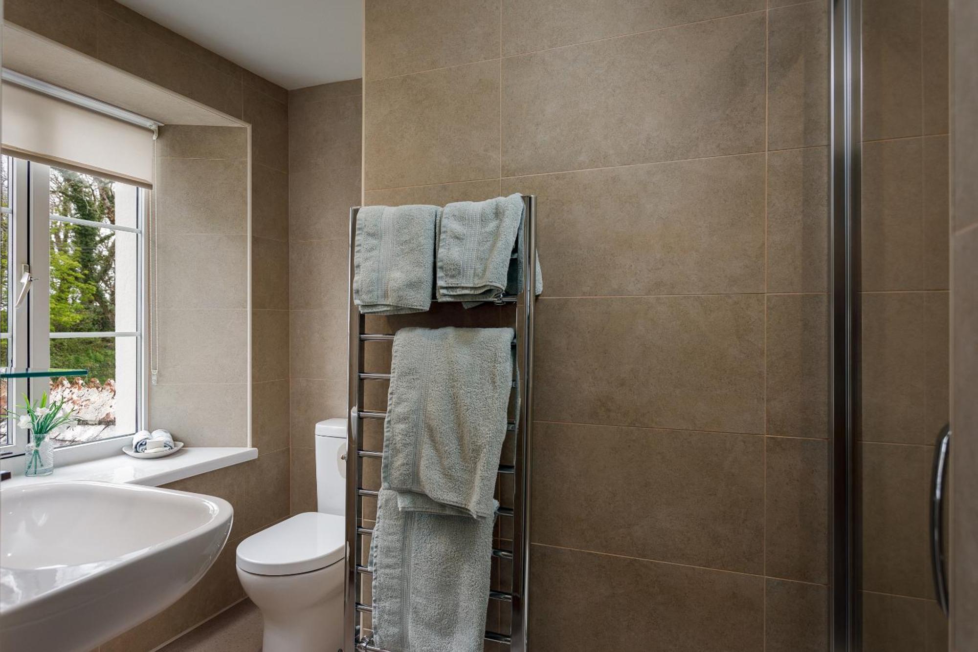 Bed and Breakfast Bucklawren Farm Лу Номер фото