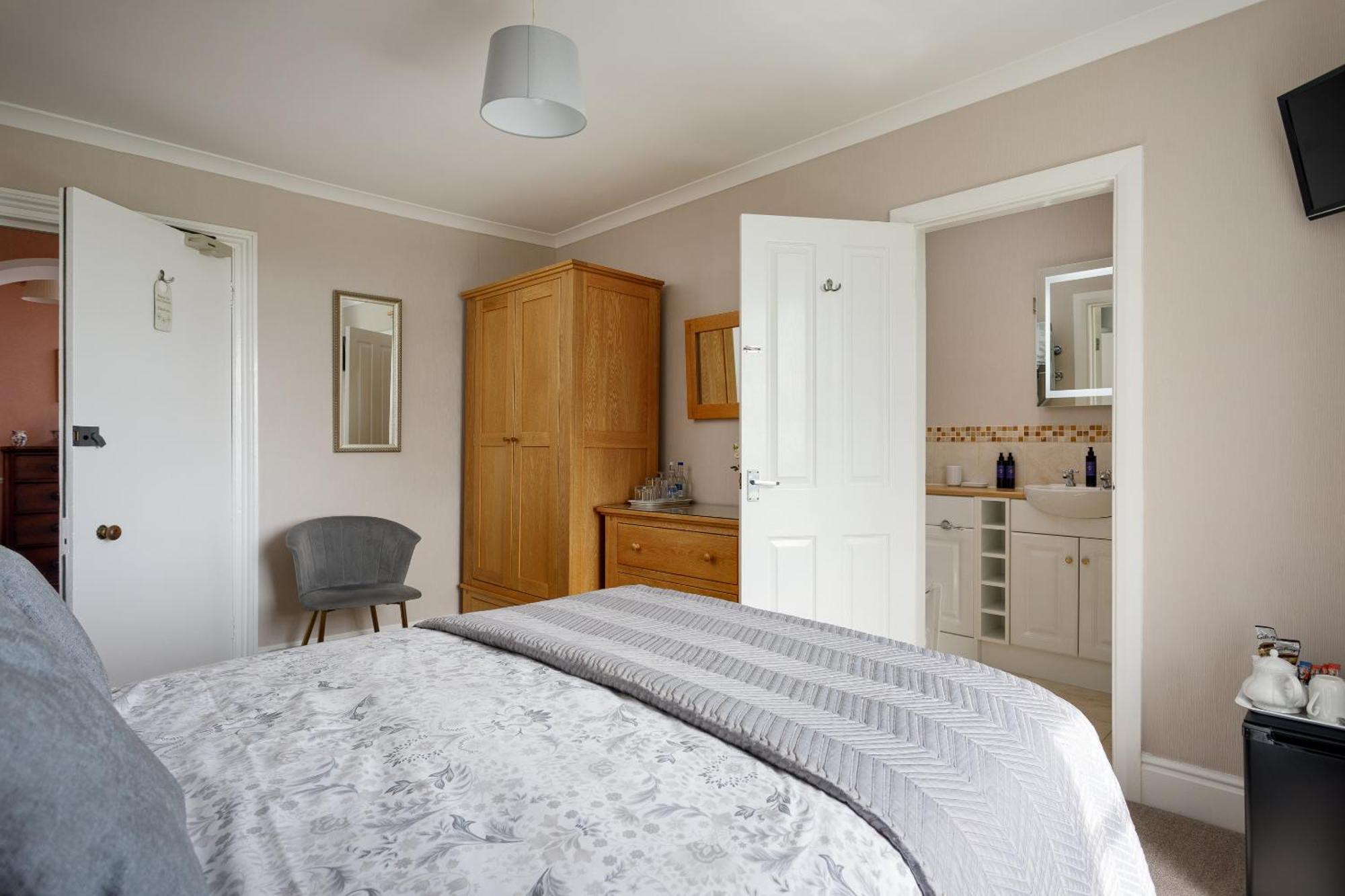 Bed and Breakfast Bucklawren Farm Лу Номер фото