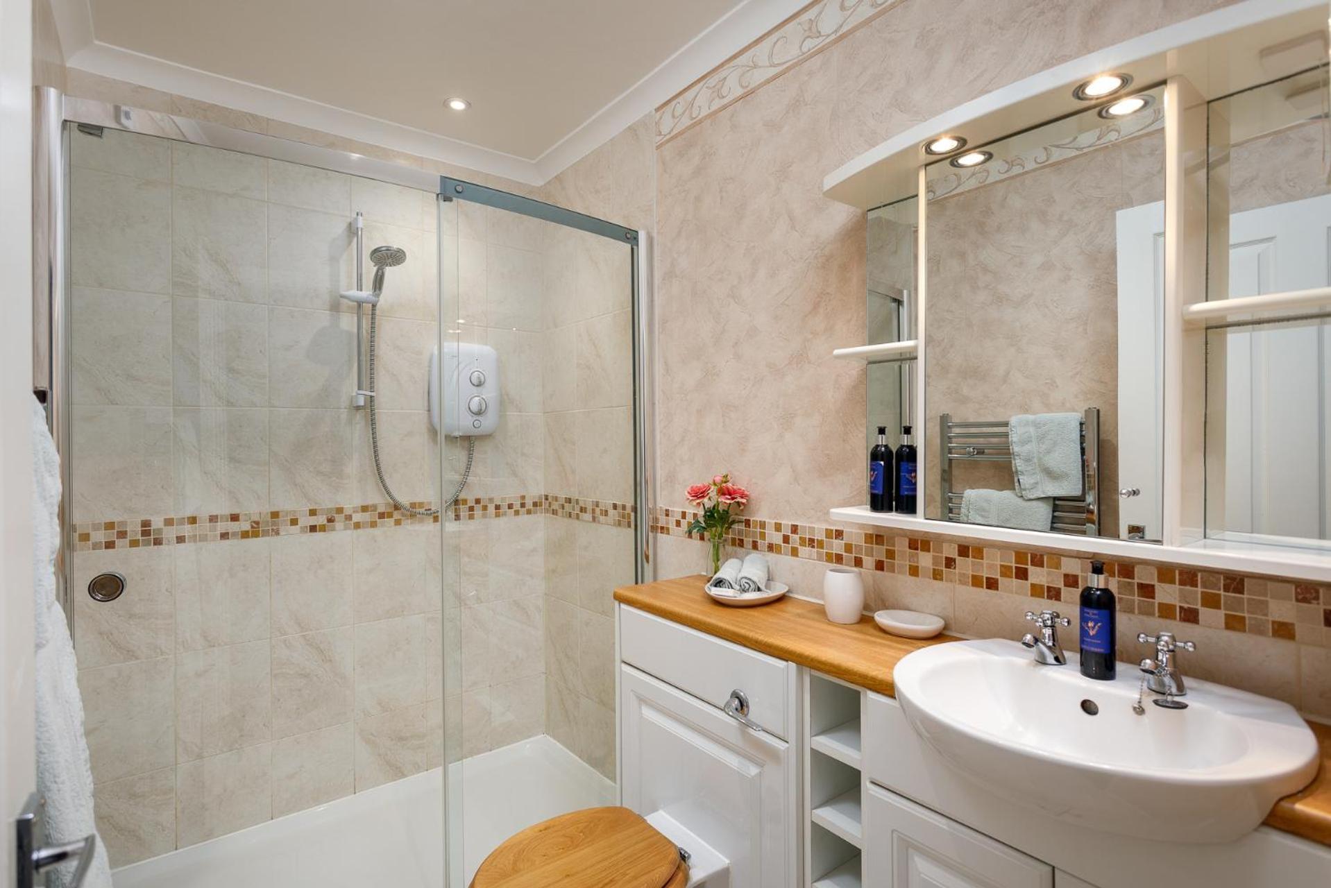 Bed and Breakfast Bucklawren Farm Лу Номер фото