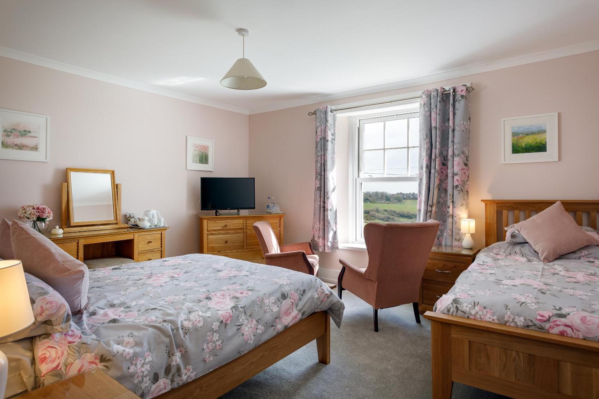 Bed and Breakfast Bucklawren Farm Лу Экстерьер фото